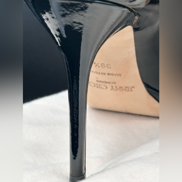 Jimmy Choo Classic Heels!! Luna Black Patent Leather Peep Toe 👠 - Picture 6 of 12